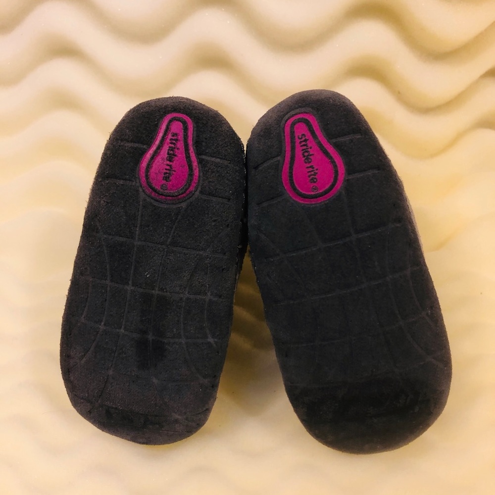 Stride Rite - Picture 5 of 8